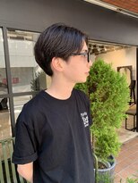 ノーム(norm) メンズ刈り上げセンターパート黒髪ショートセンターパート