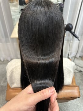 イオエ 岡本(ioe) イメチェン/フルバング/似合わせカット/レッドブラウン/髪質改善