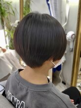 アエル 川西能勢口本店(aeru) 【黒髪ショート】耳だし前下がりショートヘア