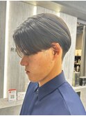 センターパート縮毛矯正マッシュ刈り上げ毛流れツーブロック