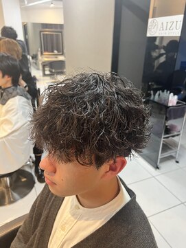 アイズ 海老名(AIZU) 波巻きパーマ ツイストスパイラルパーマ スペインカール