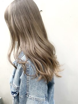 レーベン(LEBEN) 【ブリーチ1回～】柔らかくみえるミルクティーベージュ★