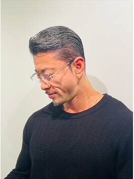 リバティシェアバーバー 銀座2nd(LIBERTY SHARE BARBER) クラシカル風サイドバック銀座/理容室/バーバー/メンズカット