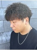 メンズセンターパートツイストスパイラルシャドウパーマ眉毛