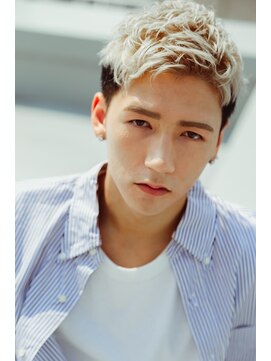 シェーン 仙台駅広瀬通店(schon) ハイトーン×ツーブロショート◎