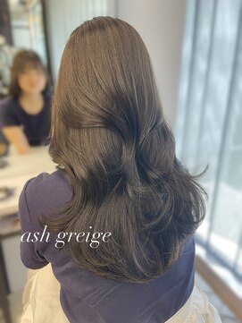 フォンズ(FONS) 透明感アッシュグレージュ/韓国くびれヘア/ロングレイヤー/学割