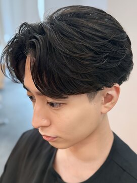 バース バイ ハピネス(BIRTH by happiness) 奈良men's刈り上げフェザーパーマフェザーショート