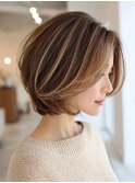 白髪ぼかしハイライト/大人女性/レイヤーカット/ショート