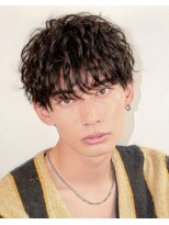 オーシャントーキョー ホワイト 原宿(OCEAN TOKYO WHITE)&nbsp;無造作マッシュウルフ波巻きツイストスパイラルパーマ黒髪