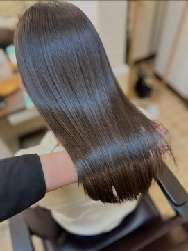 五感鷹匠 髪の診療所 根本解決の髪質改善