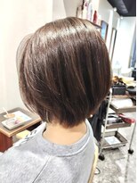 ムーア(MUA)&nbsp;大人美人ショート
