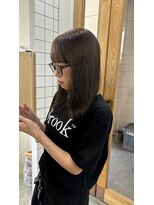 スート(suit.)&nbsp;透明感オリーブ