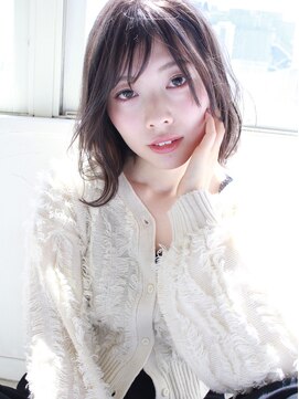 ハル(Hal.) レディなふんわりカール×ラベージュカラー