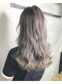 セクシーグレージュ