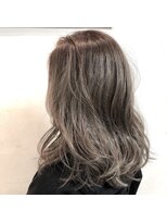 ペネロープ(Penelope) グレージュ/バレイヤージュ/グラデーション/ケアブリーチ