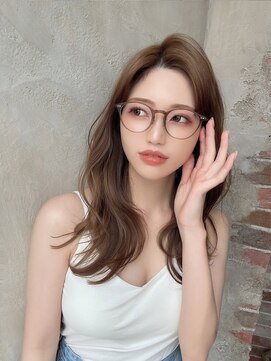 アフロート ルヴア(AFLOAT RUVUA) 20代30代大人かわいいセミロングヘア★フォギーベージュ