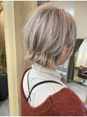 ショートボブパーマ20代30代40代イヤリングカラー大人可愛い