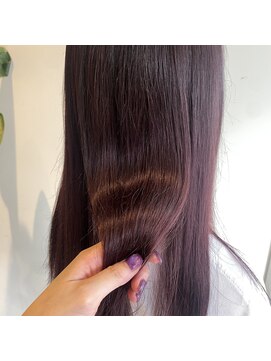 美容室 アイディー i-dee ブリーチなしピンクレッド