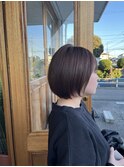 ショートボブ