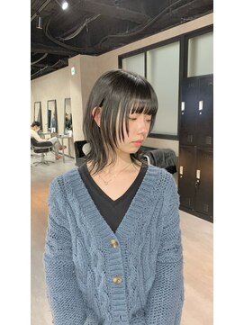 キッススワン(KISS SWAN) 【軽めミディアムウルフ】札幌美容室