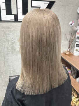 オルズ 渋谷(ALLZ) ミルクティーベージュダブルカラーケアブリーチケアカラー