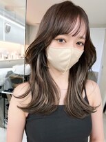 サイン 表参道(SIGN)&nbsp;韓国ヘアグレージュカラーブリーチ無し髪質改善イヤリングカラー