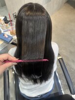 ラック(LUCK)&nbsp;艶ストレート/船橋/くすみベージュ/細めハイライト