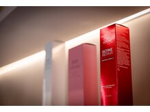 ヘンリエッタ 自由ヶ丘(Henrietta)の雰囲気(最新のヘアケア商品も豊富に揃ってます♪)