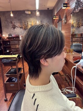 キーマン(KEYMAN) センターパートウルフ / ハイライト