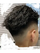 カットワン 江北本店(Cut-one) ツーブロック フェード