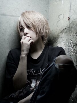 シン(syn) フェイスレイヤーウルフ