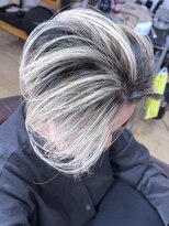 ブレイズヘアー(BLAZEhair)&nbsp;【気になる白髪から脱却】ホワイトバレイヤージュ×ブリーチ３回