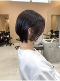 長めショートで大人っぽく!