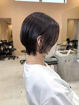 ジジ インターパーク 宇都宮(Gigi) 長めショートで大人っぽく!
