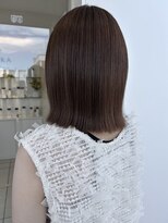 ヒビカ(HIBIKA)&nbsp;【アイロン通すだけ】オイル仕上げで決まる透明感ミニボブ
