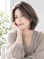 ヘアー ミッション 心斎橋店(hair Mission)&nbsp;白髪ぼかし/大人女性/グレイカラー/ショートレイヤーカット