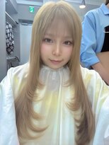エミーバイモアムー(Emmie byMoremuu)&nbsp;【あいり】ミルクティーベージュ×くびれレイヤー