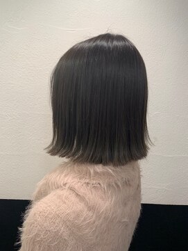 ヘア イズム 表参道(HAIR ISM) グレーアッシュボブ