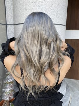 カルマ(KARMA) ホワイトアッシュカラー!!!