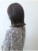 切りっぱなしロブ × カーキグレージュ