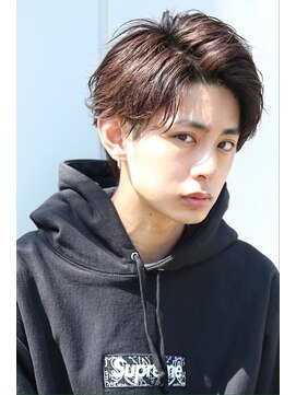 ザ サードヘアー 柏(THE 3rd HAIR) アップバング かき上げヘア　サイドパートグラデーション