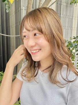 エミュ 天文館店(eMu) 透け感が可愛いハイライトカラー