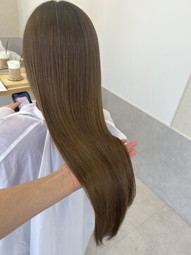 トゥーリ 春日店(tuuli) 艶ロング