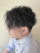 ニコ カシェート 狭山市東口店(nico-cachette)&nbsp;メンズ前下がりセンターパート×ツイストスパイラルパーマ