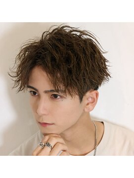 リップス 原宿(LIPPS) 2Wayツイストスパイラルアップバング