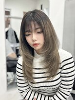 ロムーク 表参道(LOMKH)&nbsp;網紅レイヤー ×シャドウルーツ