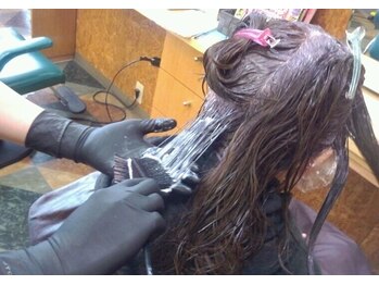 カットインプラムの写真/【様々なニーズに対応可能◎】白髪染め、グレイカラー、ファッションカラーまでお任せ♪なりたいを叶える☆