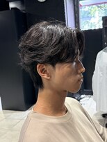 アウル 心斎橋(owl)&nbsp;フェザーパーマ/センターパート/フェザーショート/黒髪/men's