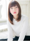 mod's天神/ぱっつんバングパールベージュ美髪艶感ストレートa