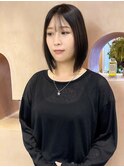 【 YUCCA 】大人可愛い20代30代40代 ミディアム/切りっぱなし